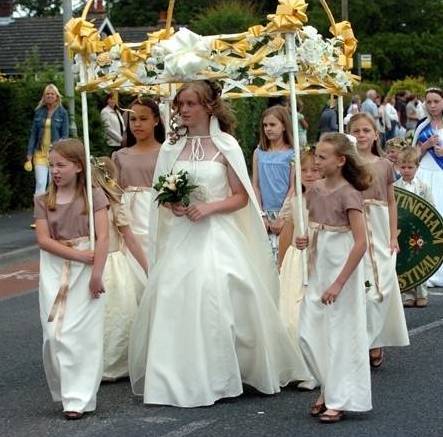 Rose Queen and Retinue 2007
